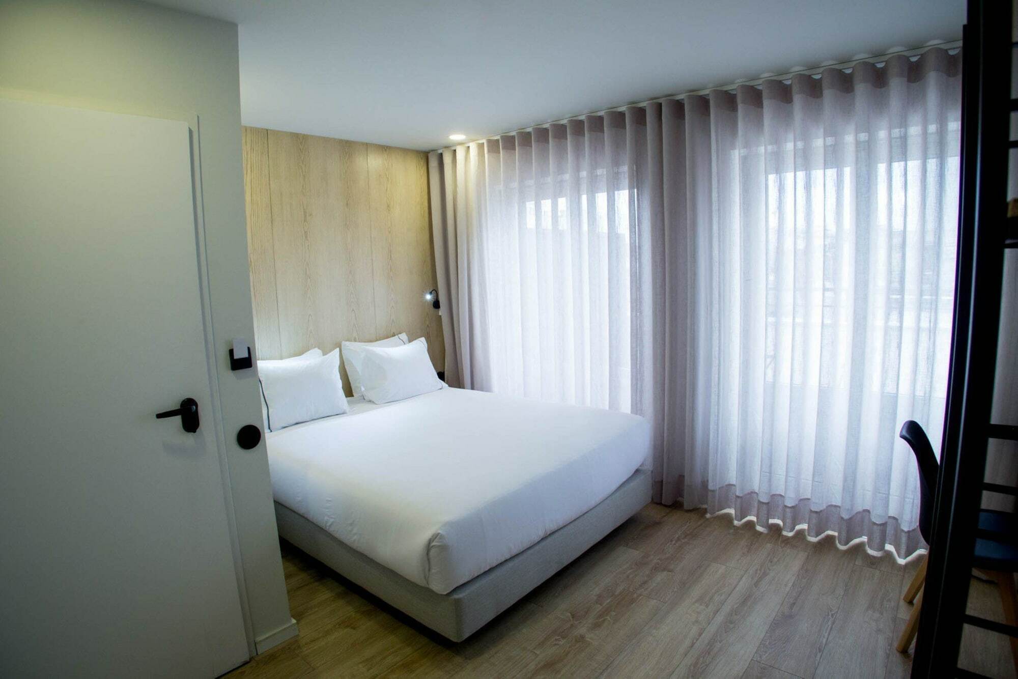 The Gate Porto Hotel Exterior photo